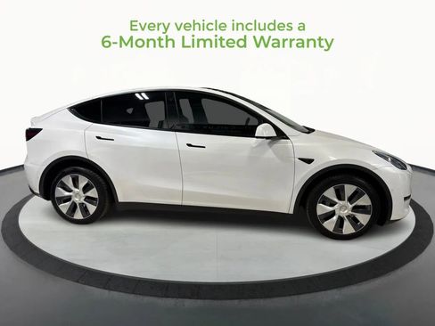 Used 2021 Tesla Model Y Long Range image 8
