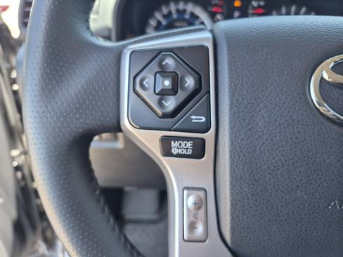 Used 2019 Toyota 4Runner Limited AWD/4WD image 26