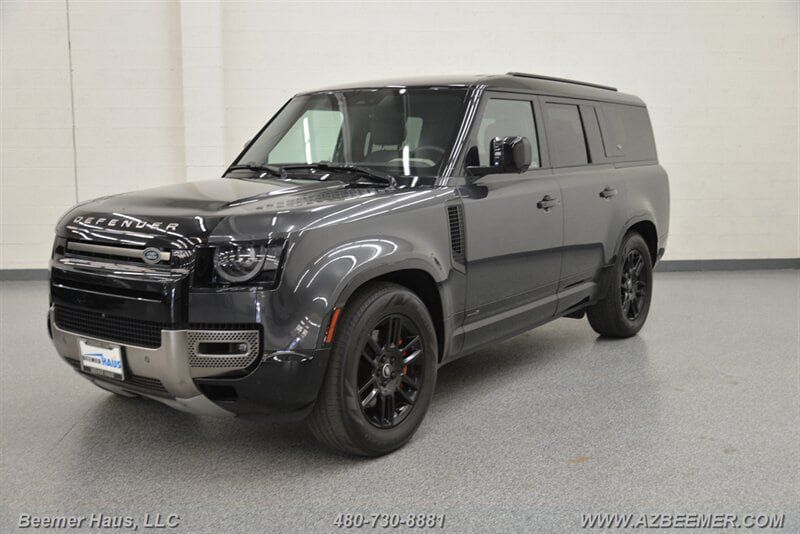 Used 2023 Land Rover Defender 130 X AWD/4WD image 4
