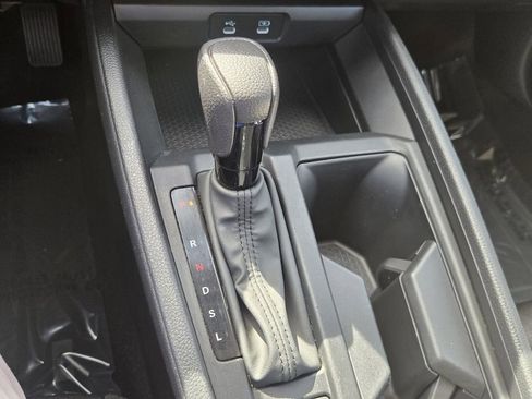 Certified 2025 Honda Accord SE image 18