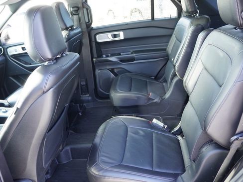 Certified 2020 Ford Explorer Limited image 18