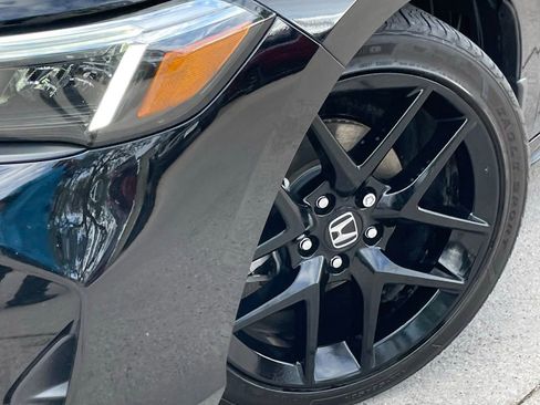Used 2025 Honda Civic Sport image 9