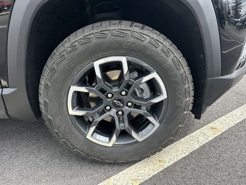 Certified 2026 Chevrolet Equinox ACTIV image 13