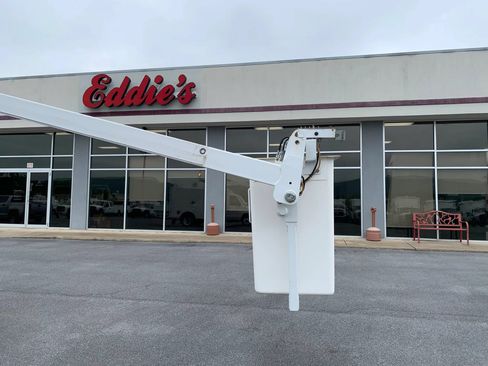 Used 2019 Ford E-350 and Econoline 350 Super Duty RWD image 56