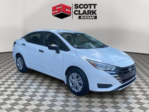 Used 2025 Nissan Versa S w/ Trunk Package FWD image 1