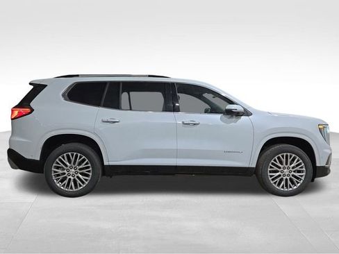 New 2026 GMC Acadia Denali image 9