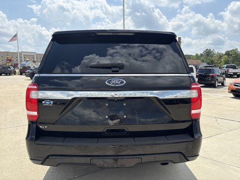 Used 2021 Ford Expedition XLT w/ Black Accent Package image 4