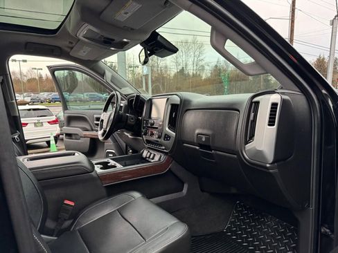 Used 2015 GMC Sierra 1500 SLT w/ SLT Crew Cab Value Package image 16