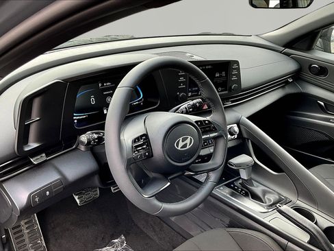 New 2026 Hyundai Elantra Sport FWD image 15
