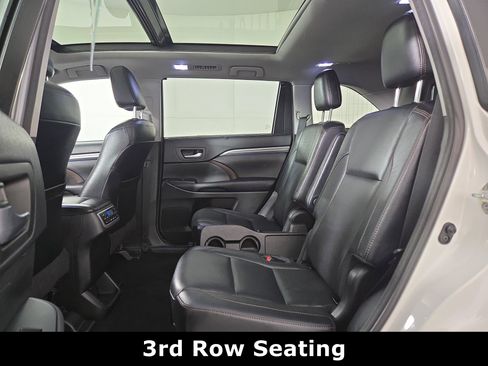 Used 2017 Toyota Highlander Limited Platinum image 13