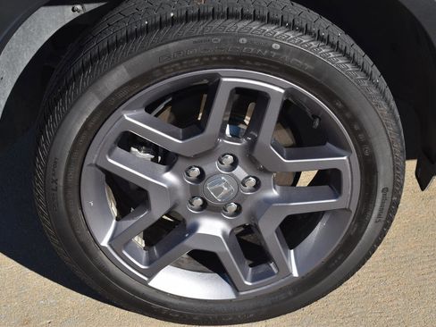 Used 2023 Honda Passport EX-L image 15