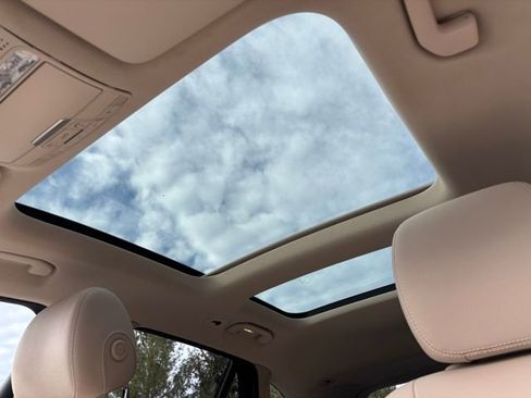 Used 2019 Mercedes-Benz GLC 300 4MATIC image 62