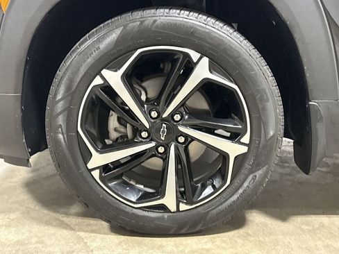 Used 2021 Chevrolet TrailBlazer RS w/ Sun and Liftgate Package AWD/4WD image 27