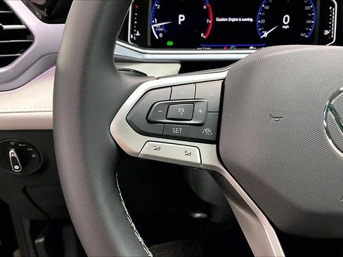 New 2026 Volkswagen Taos SEL image 17