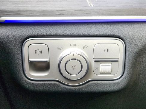 New 2026 Mercedes-Benz GLS 450 4MATIC image 26