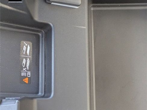 Used 2024 GMC Sierra 1500 Elevation image 24