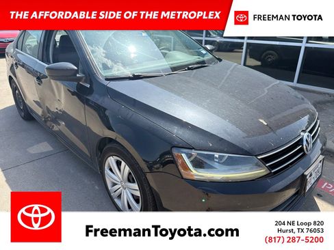 Used 2017 Volkswagen Jetta S FWD image 1