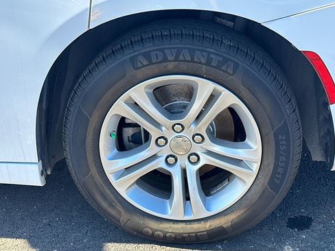 Used 2023 Dodge Charger SXT image 19