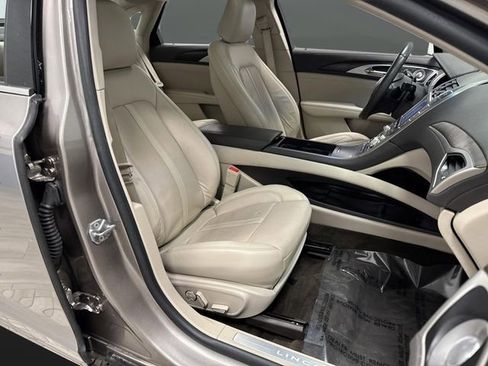 Used 2020 Lincoln MKZ Reserve w/ Luxury Package image 32