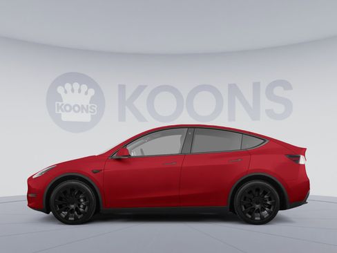 Used 2020 Tesla Model Y Long Range image 2