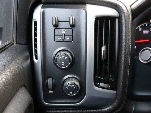 Used 2019 GMC Sierra 2500 SLE w/ Suspension Package, Off-Road AWD/4WD image 28