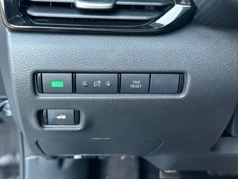 Used 2021 Nissan Sentra SV FWD image 20
