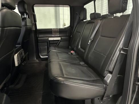 Certified 2017 Ford F250 Lariat w/ Chrome Package image 30