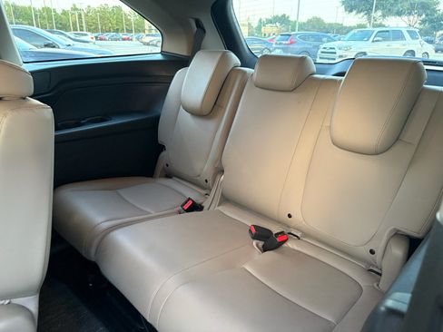 Certified 2024 Honda Odyssey EX-L image 30