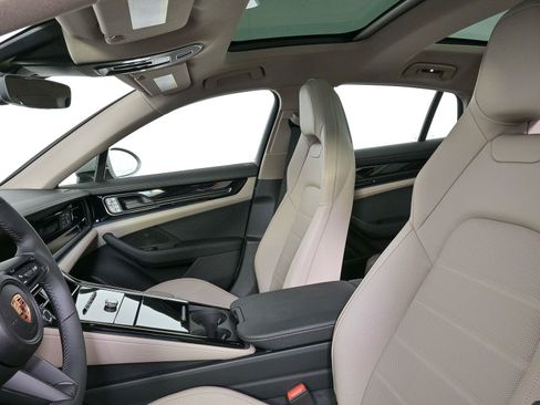 New 2026 Porsche Panamera image 5