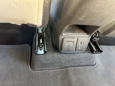 Used 2022 Buick Encore GX Essence w/ Advanced Technology Package image 43