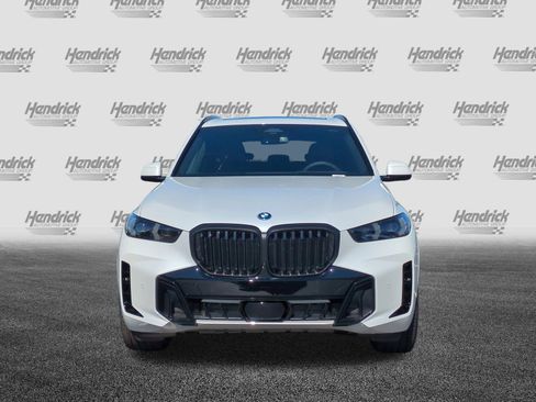 New 2026 BMW X5 xDrive50e w/ M Sport Package image 3