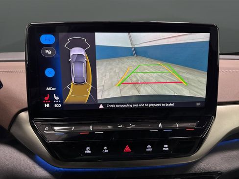 Used 2023 Volkswagen ID.4 Pro image 9