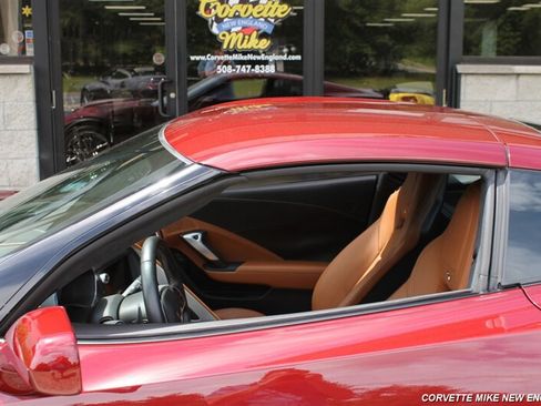 Used 2016 Chevrolet Corvette Z06 w/ 3LZ Preferred Equipment Group RWD image 12
