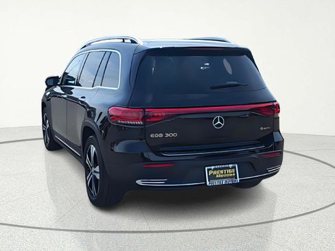 Used 2023 Mercedes-Benz EQB 300 4MATIC w/ Driver Assistance Package image 7