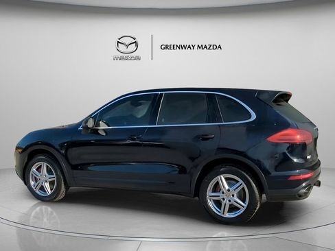 Used 2016 Porsche Cayenne AWD/4WD image 17