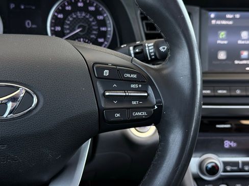 Used 2020 Hyundai Elantra Value Edition w/ Winter Weather Package image 31