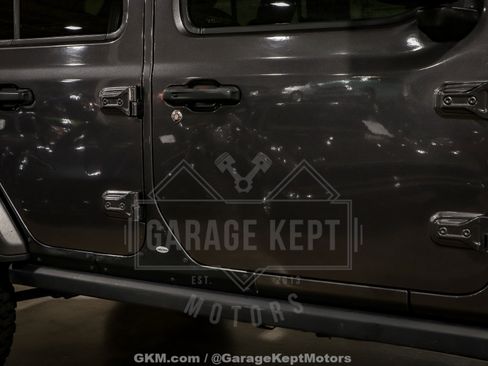 Used 2018 Jeep Wrangler Unlimited Sahara AWD/4WD image 67