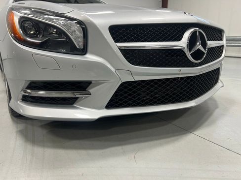 Used 2013 Mercedes-Benz SL 550 image 15