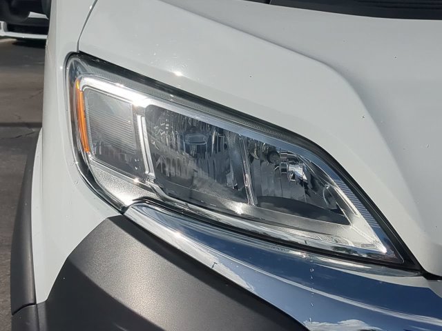 Used 2025 RAM ProMaster 2500 w/ U-Haul Equipment Group FWD image 10