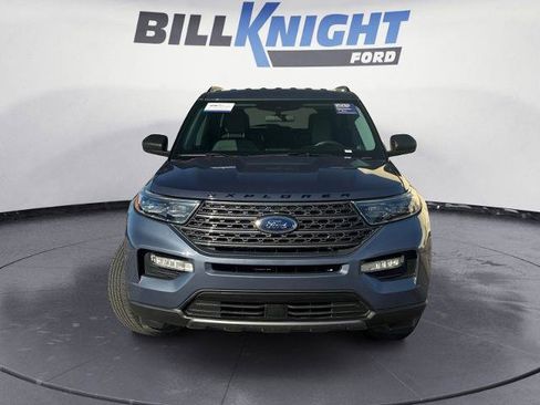 Certified 2021 Ford Explorer XLT w/ Equipment Group 202A image 8