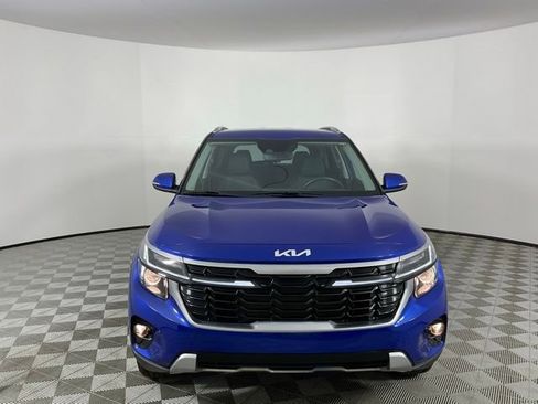 Used 2025 Kia Seltos S image 2