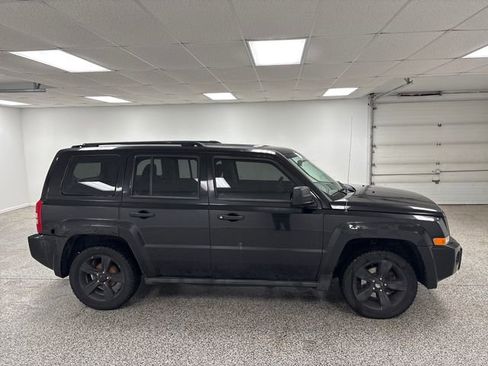 Used 2009 Jeep Patriot Sport image 8