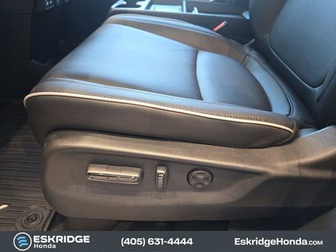 New 2026 Honda Odyssey Touring image 19