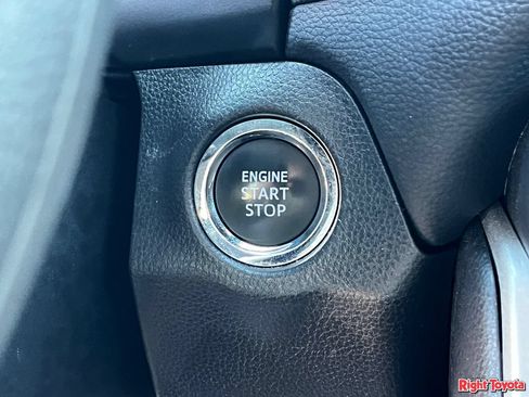 Certified 2025 Toyota RAV4 XLE AWD/4WD image 26
