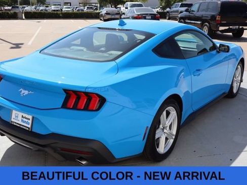 Used 2026 Ford Mustang Premium RWD image 4