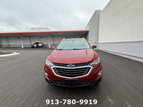 Used 2019 Chevrolet Equinox LT image 3