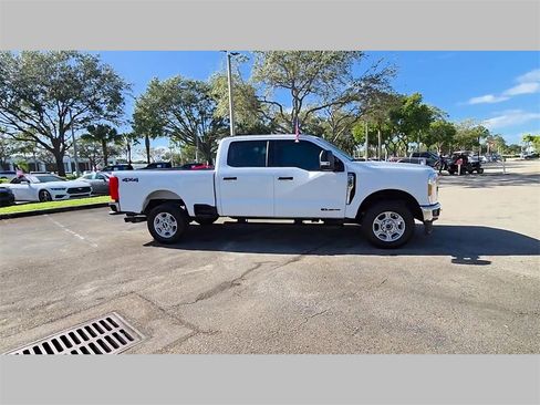 Used 2025 Ford F250 XLT image 41