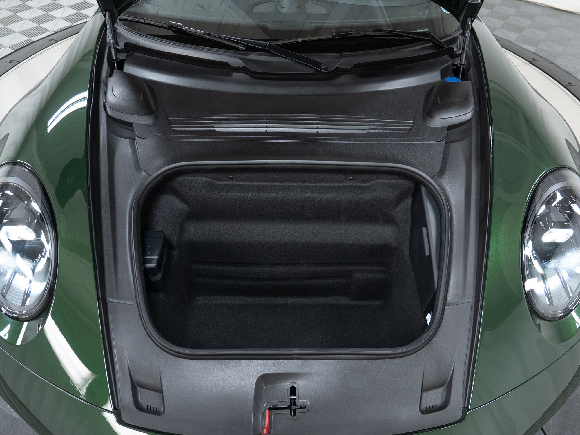 Certified 2026 Porsche 911 Carrera T RWD image 12