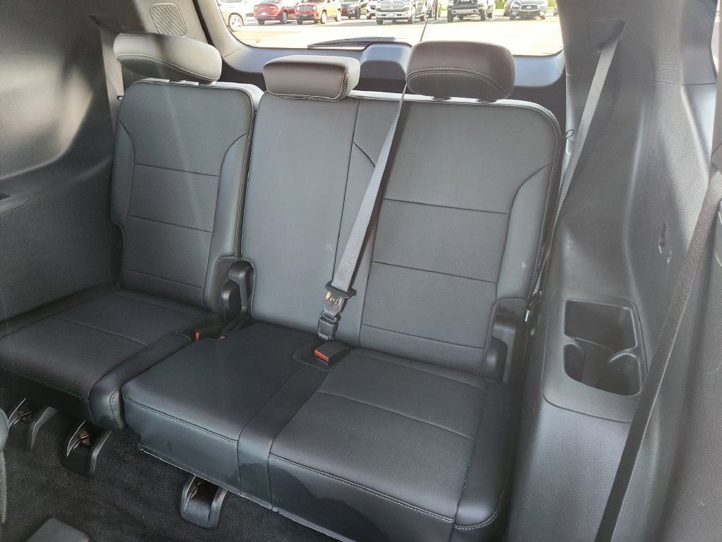 Used 2025 Buick Enclave Preferred AWD/4WD image 18