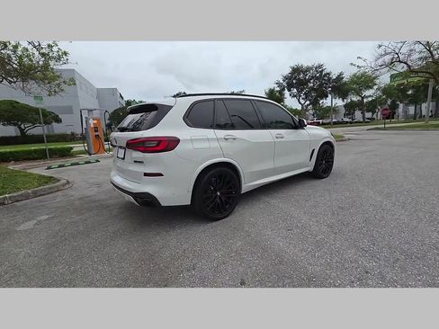 Used 2023 BMW X5 M50i w/ Dynamic Handling Package AWD/4WD image 48